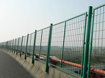橋梁護欄網