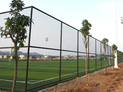 足球場圍網