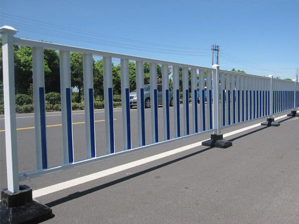 防眩板道路隔離柵